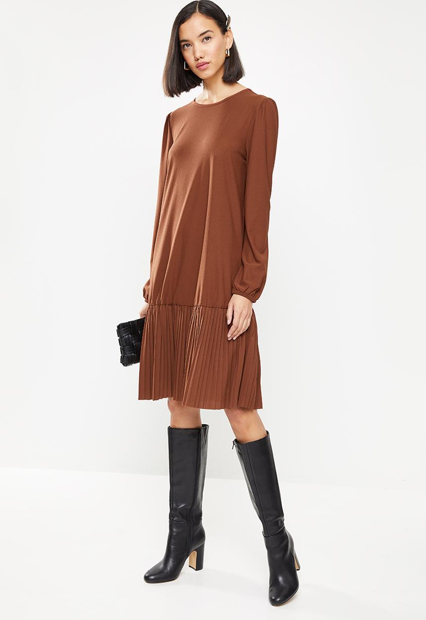 Jacqueline de Yong - Paris long sleeve plisse dress - brown 