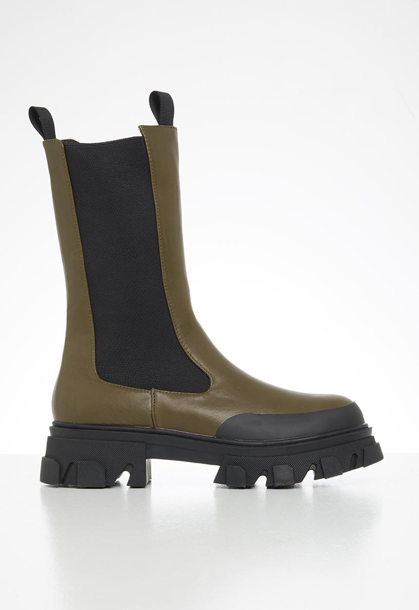 Public Desire - Boston calf high chunky sole boot - khaki