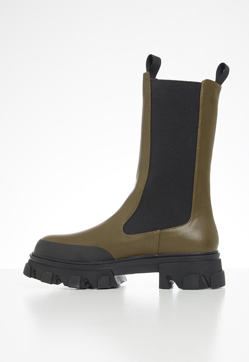 Public Desire - Boston calf high chunky sole boot - khaki