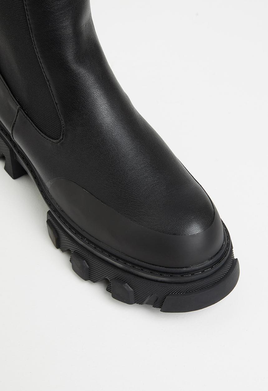 Public Desire - Boston calf high chunky sole boot - black