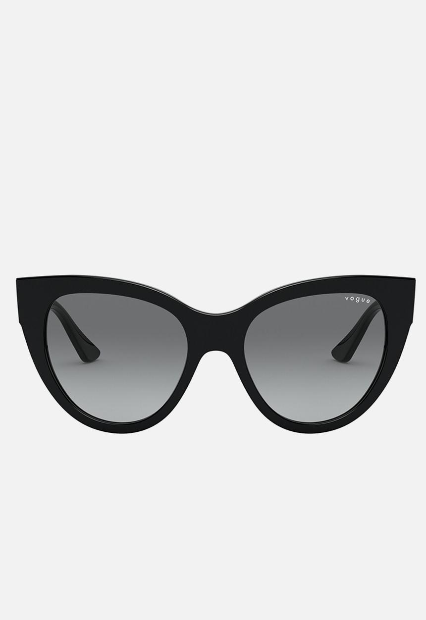 Vogue Eyewear - Vogue cat eye sunglasses - black