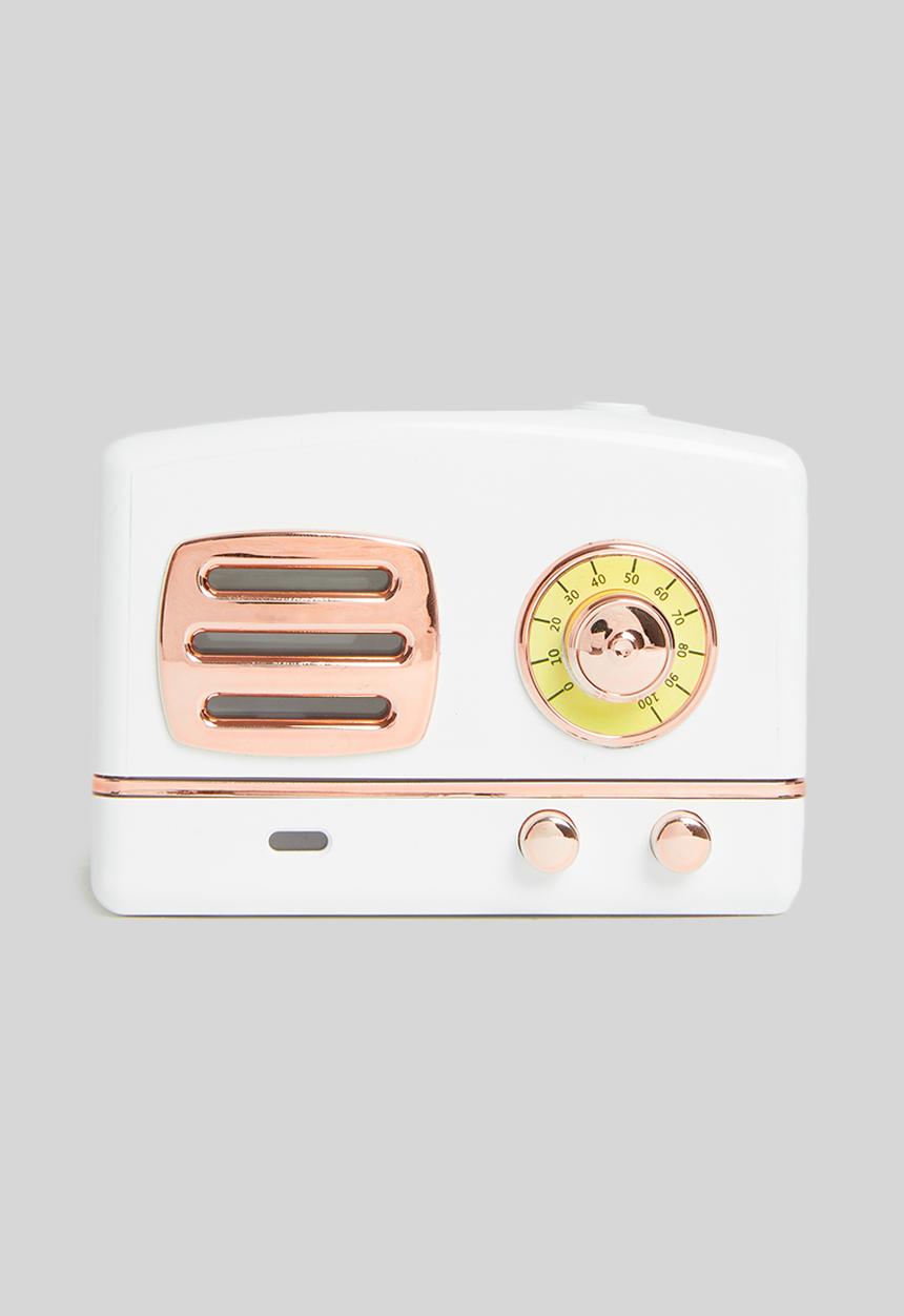 Bespoke & Co. - Retro vintage radio humidifier - white