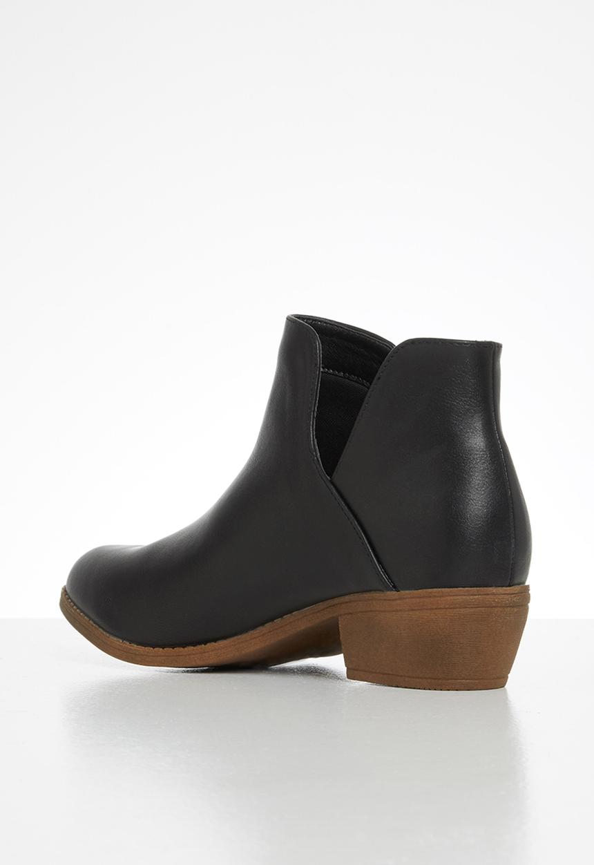 Jada - Western side cut ankle boot - black