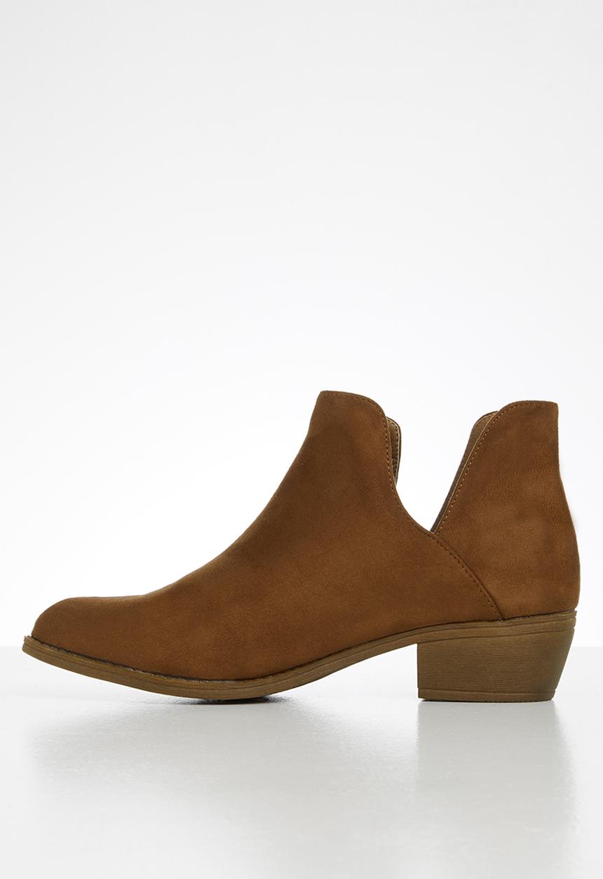Jada - Western side cut ankle boot - brown