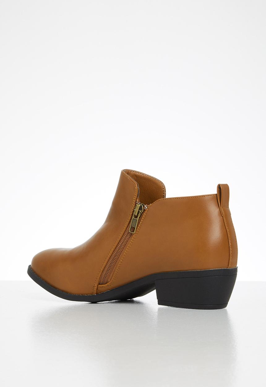 Jada - Western side zip ankle boot - dark tan