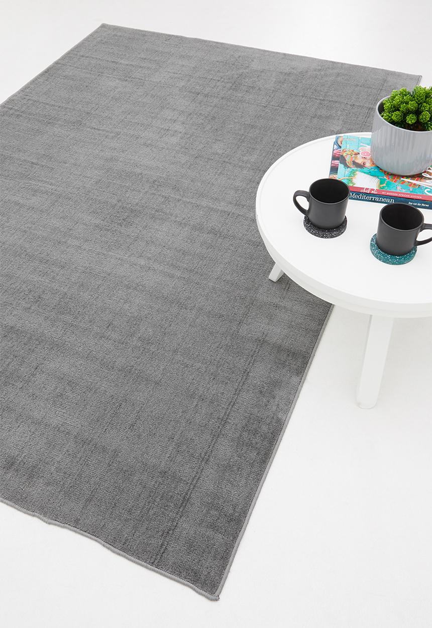 Sixth Floor - Silky micro polyester rug - grey