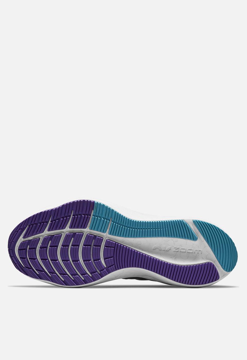 Nike - Winflo 8 - white/metallic silver-black