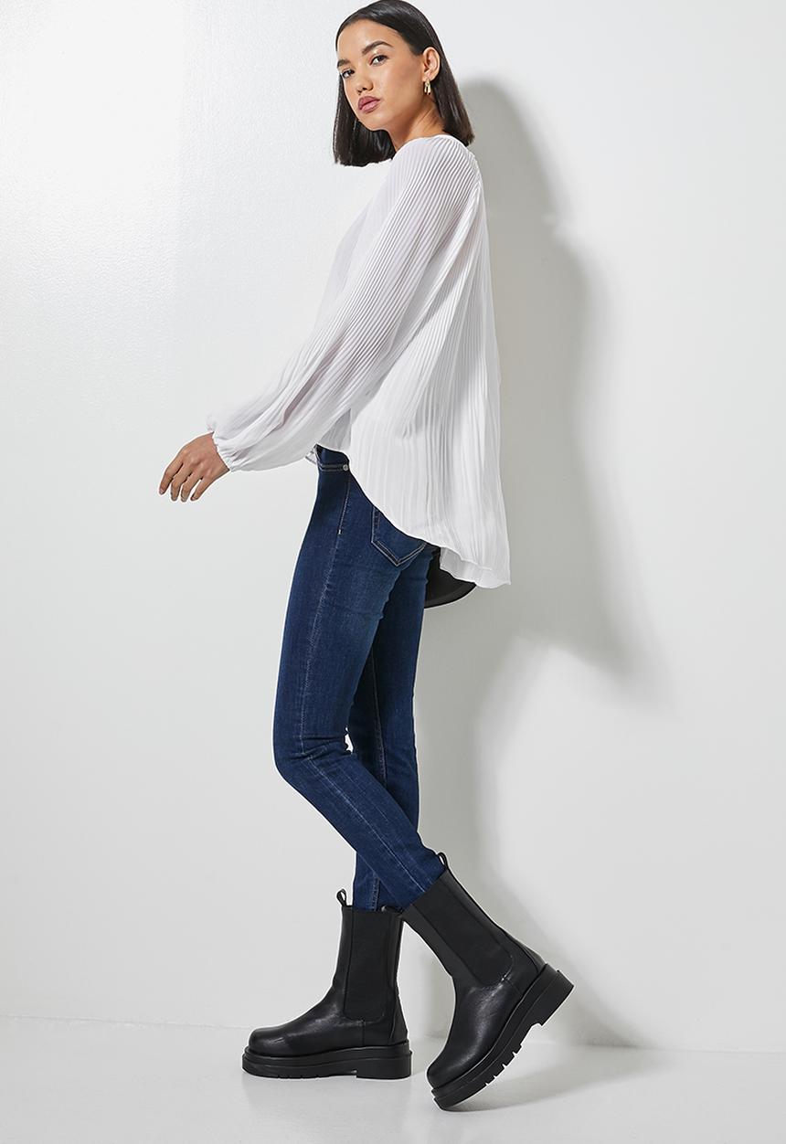 Superbalist - Raglan sleeve mushroom pleated blouse - white