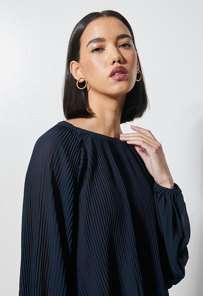 Superbalist - Raglan sleeve mushroom pleated blouse - navy