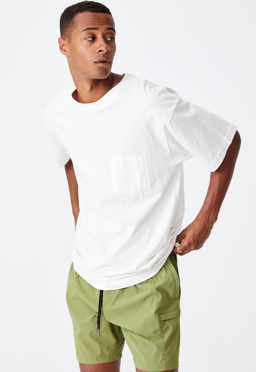 Cotton On - Nylon urban short - grass green