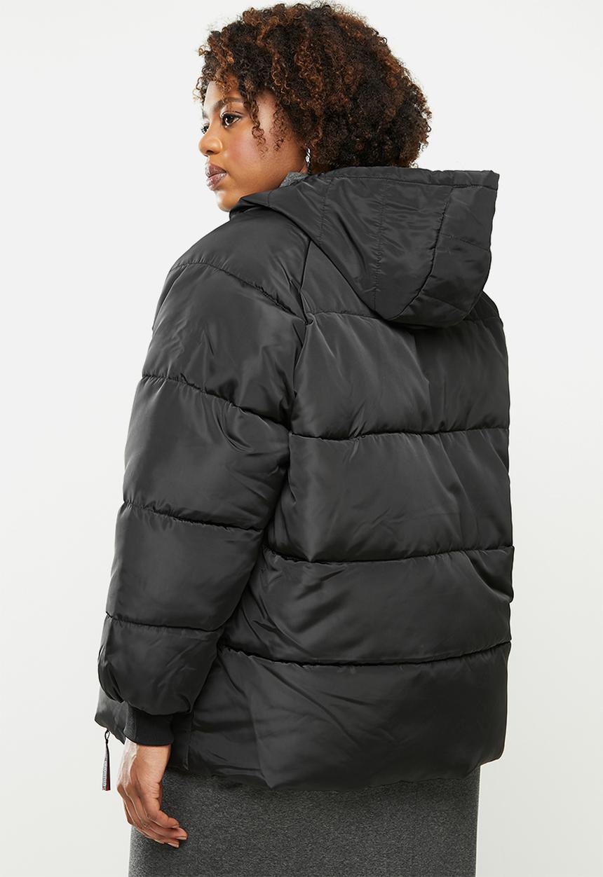STYLE REPUBLIC PLUS - Hooded puffer - black