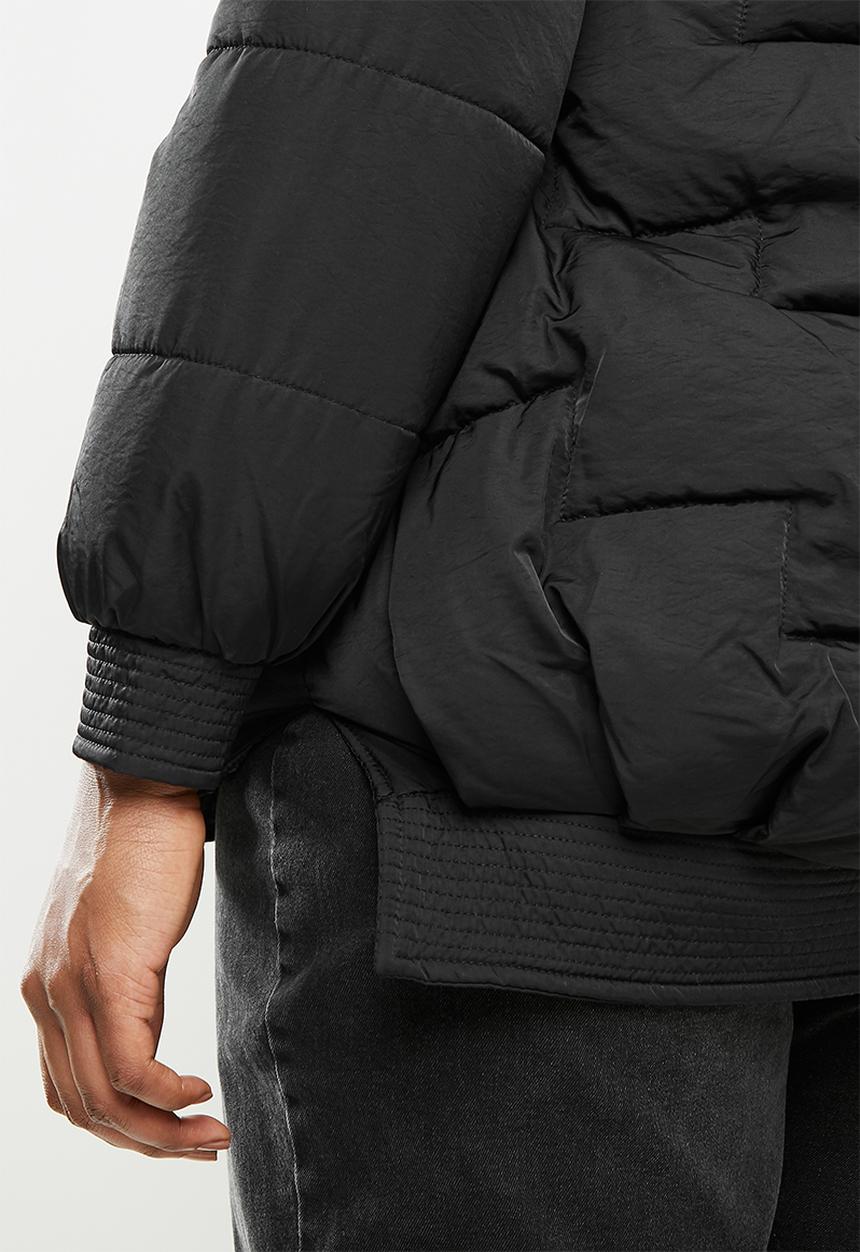 STYLE REPUBLIC PLUS - Hooded puffer - black
