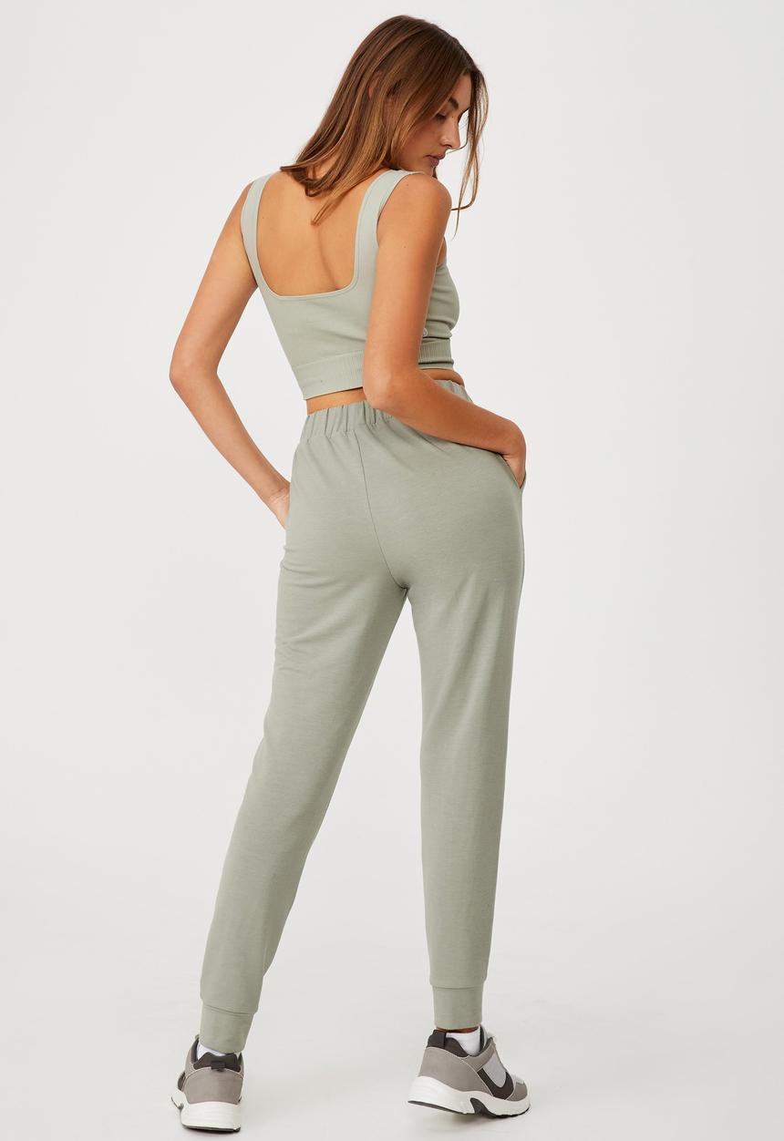 Cotton On - All day studio pant - green haze