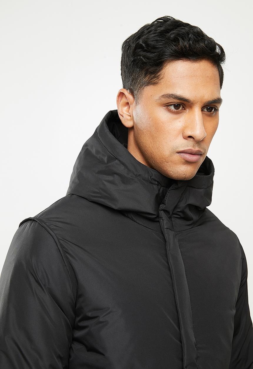 STYLE REPUBLIC - Hooded puffer jacket - black