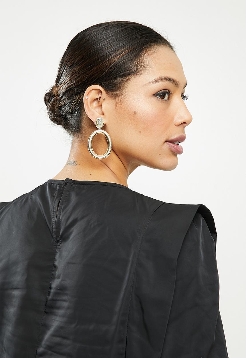 Missguided - Bold shoulder blouse - black