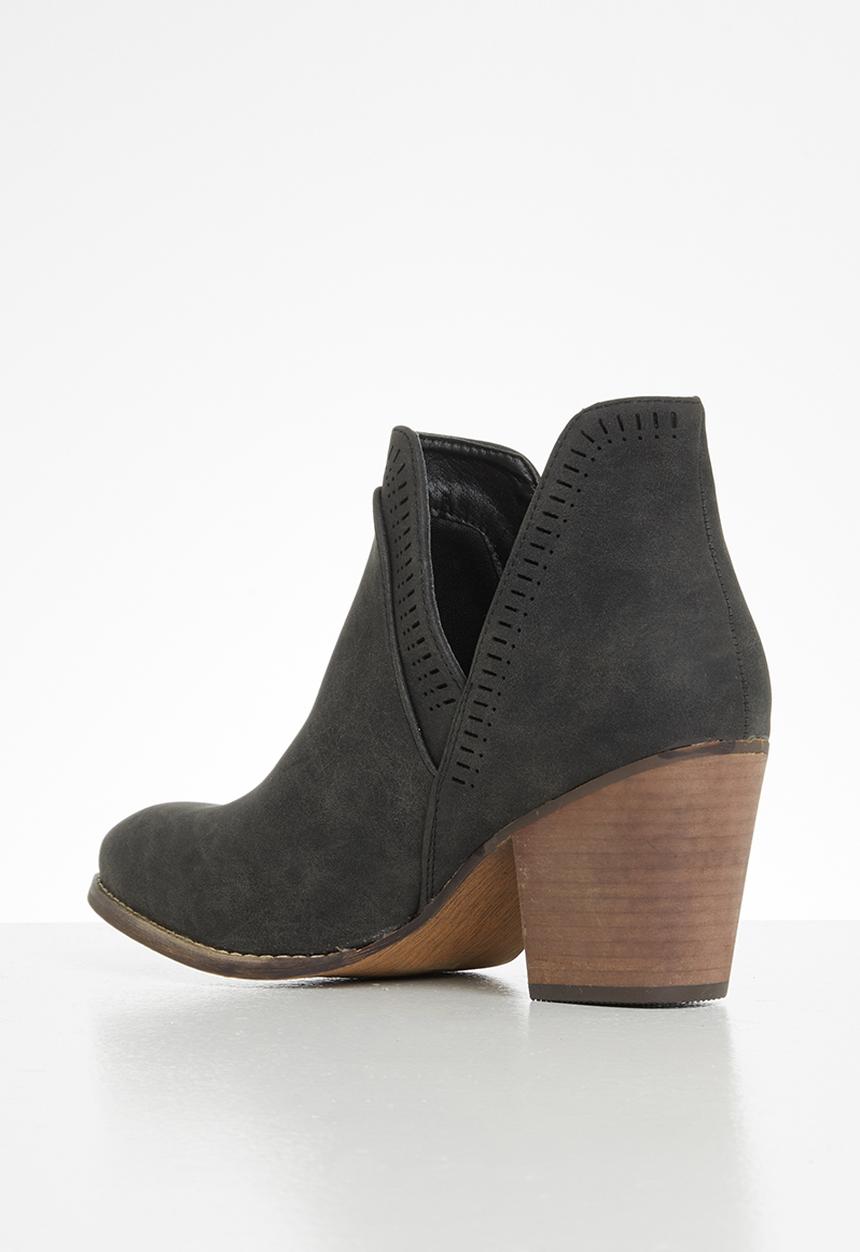 Seduction - Round toe ankle boot - black