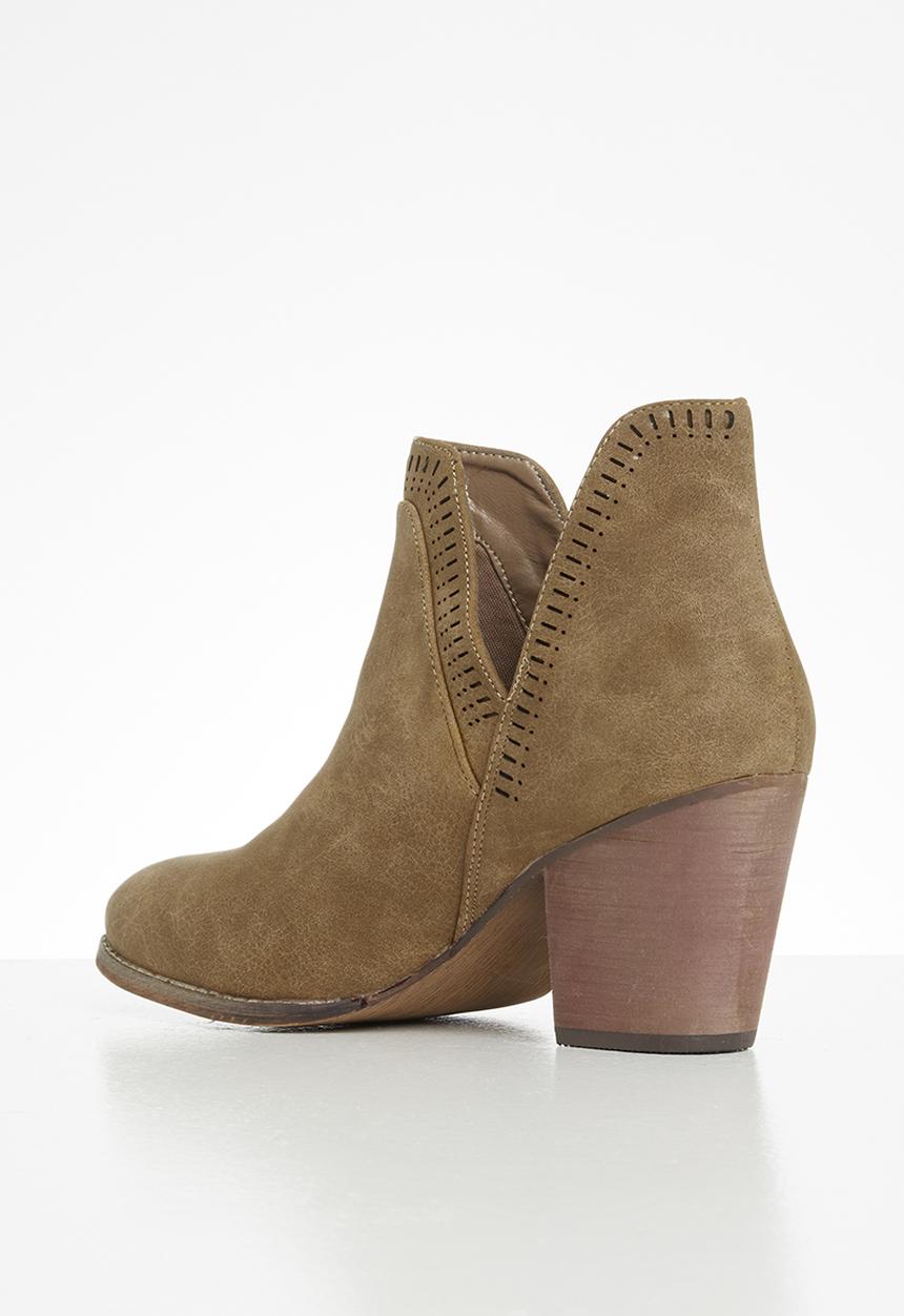 Seduction - Round toe ankle boot - taupe