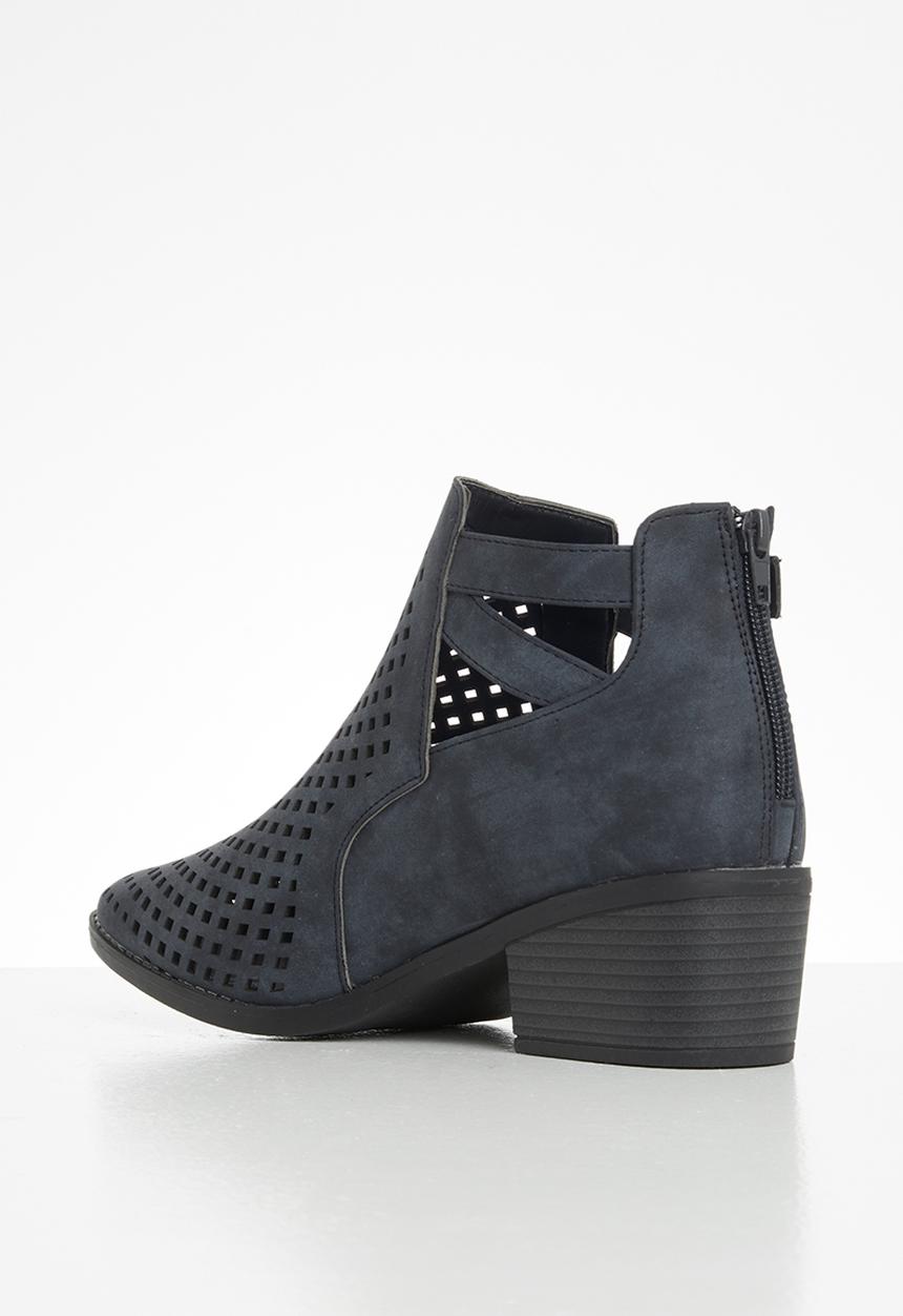 Seduction - Buckle laser cut ankle boot - navy