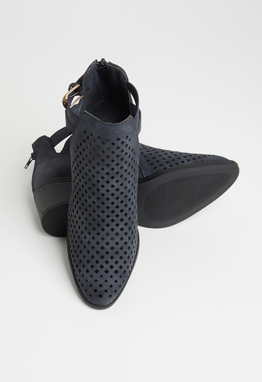Seduction - Buckle laser cut ankle boot - navy