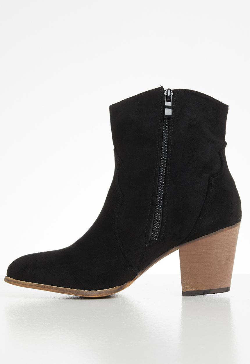 Seduction - Western ankle boot - black. DNU