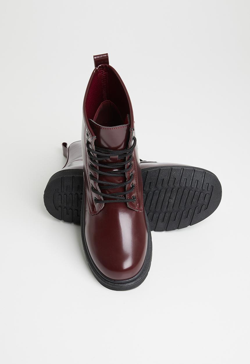 Seduction - Combat lace up boot - burgundy