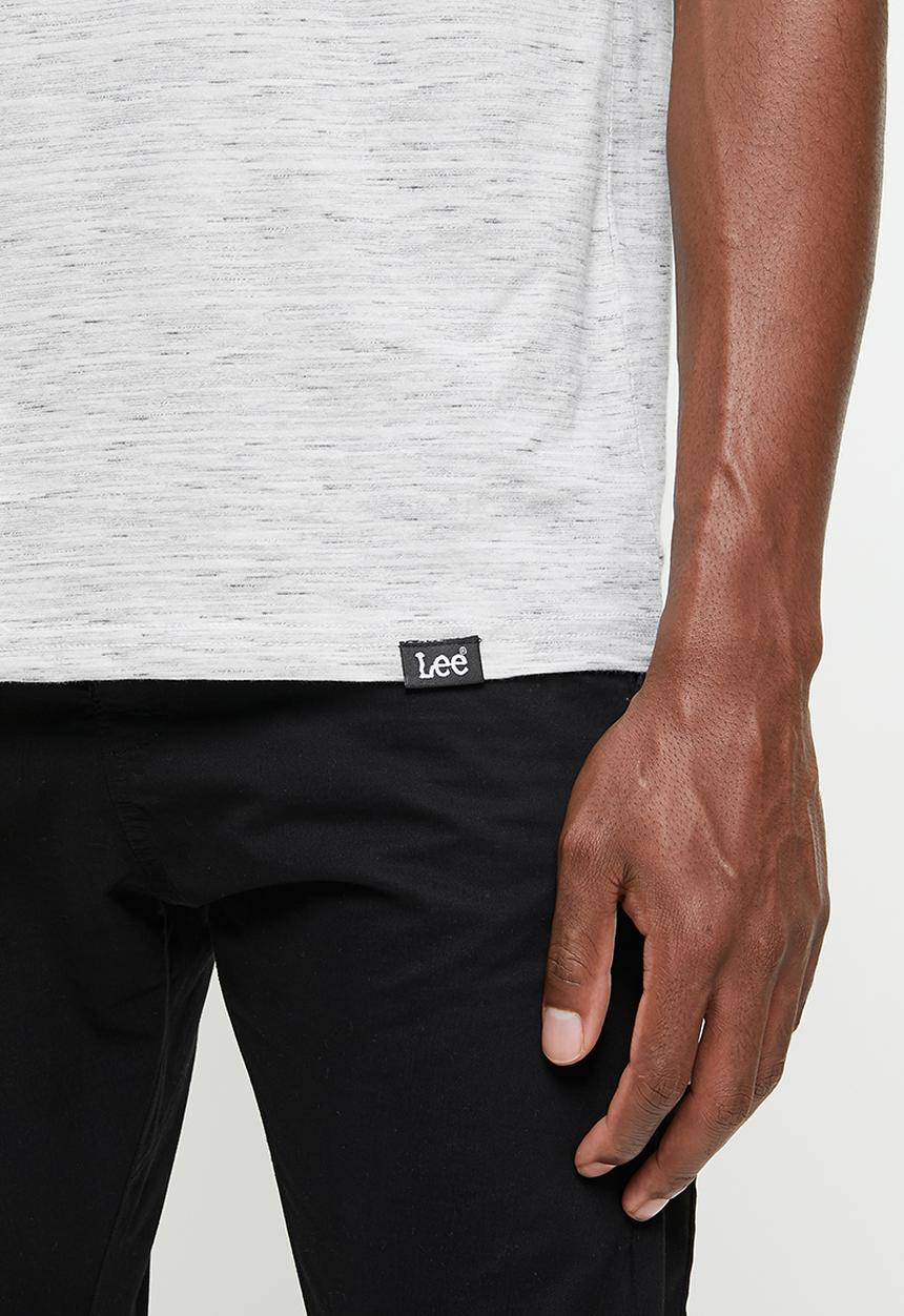 Lee  - Clothing company injection tee - white & black