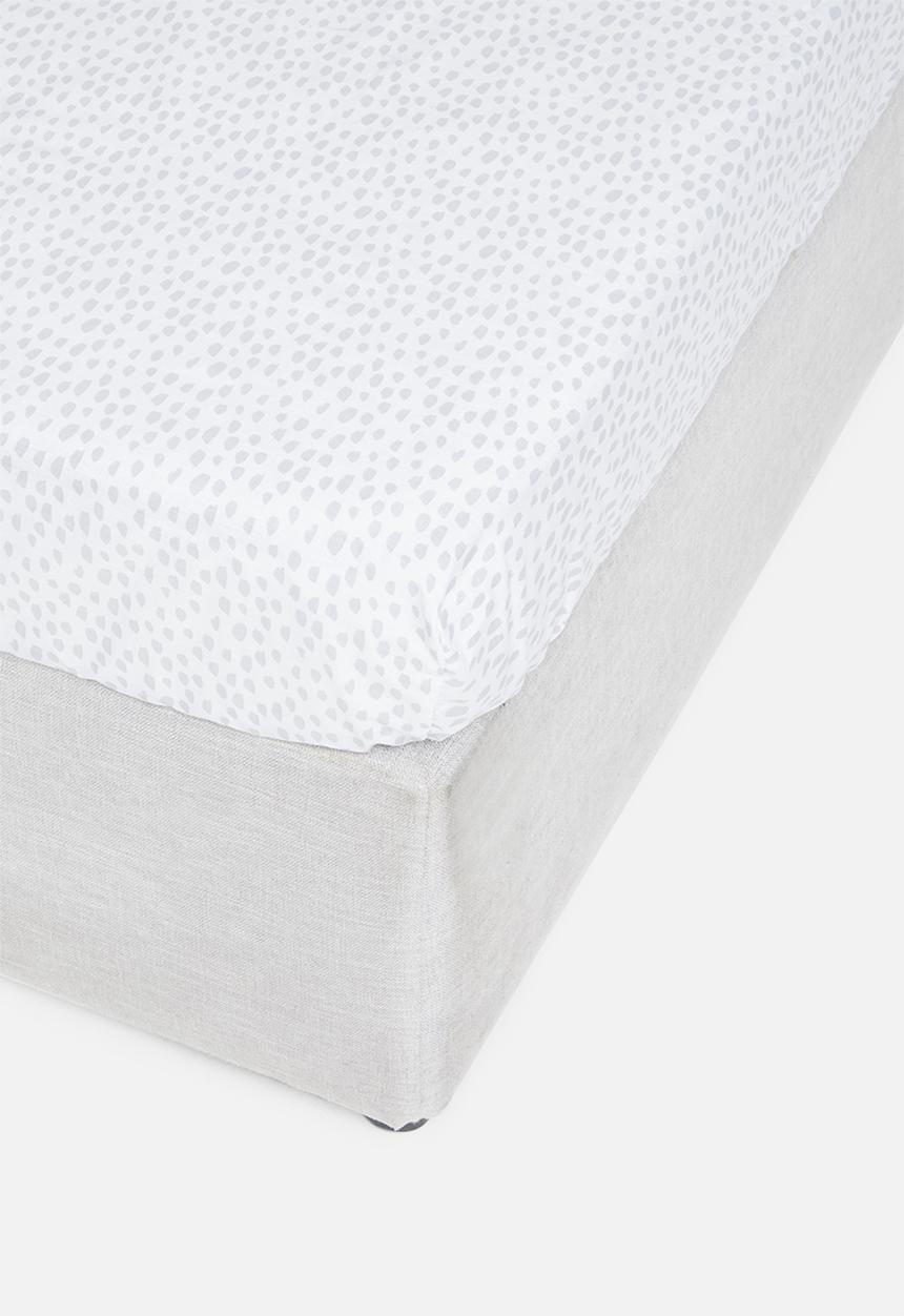 Sixth Floor - Dotty printed poly cotton sheet set - grey