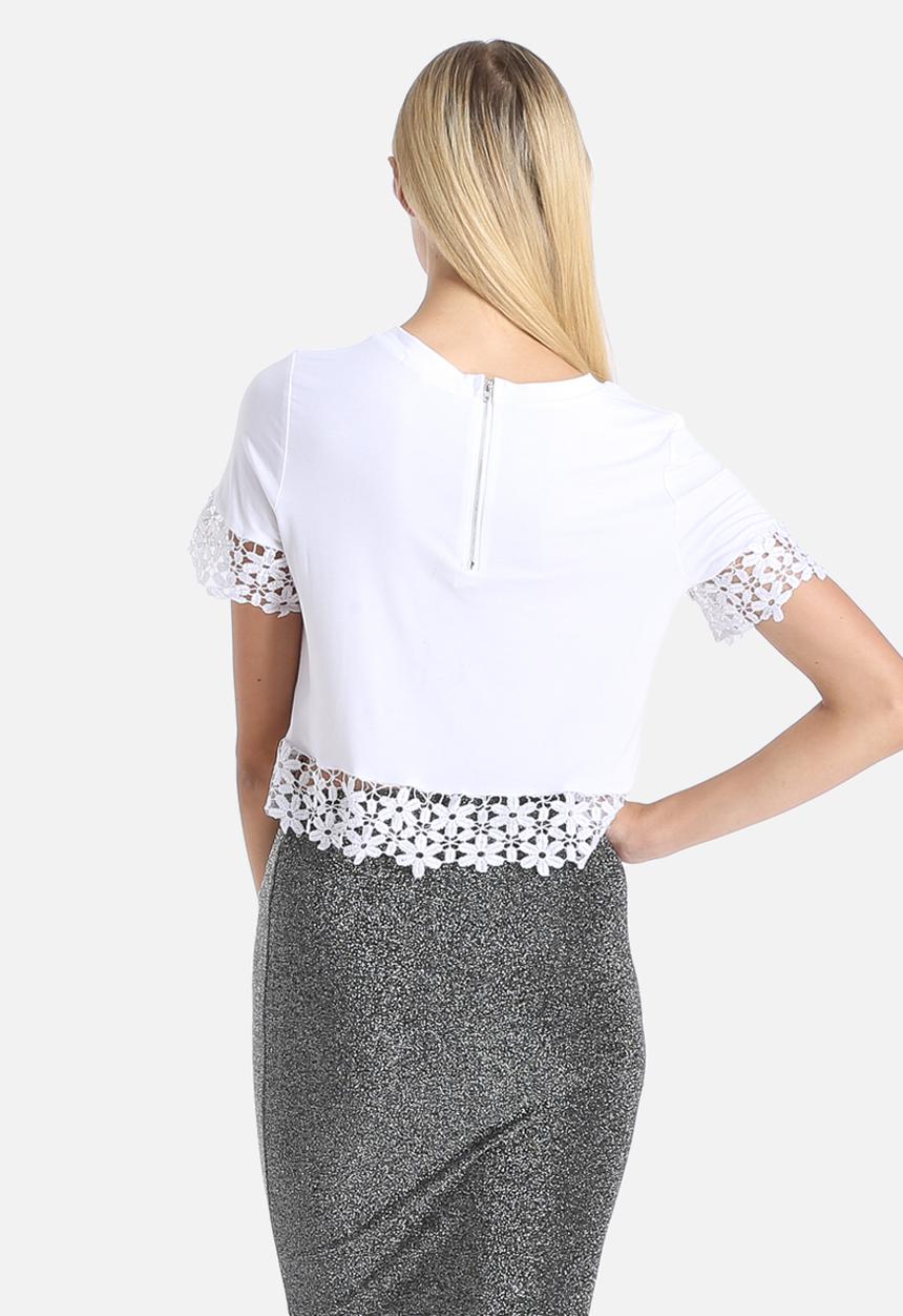 Glamorous - Daisy Crochet Tee