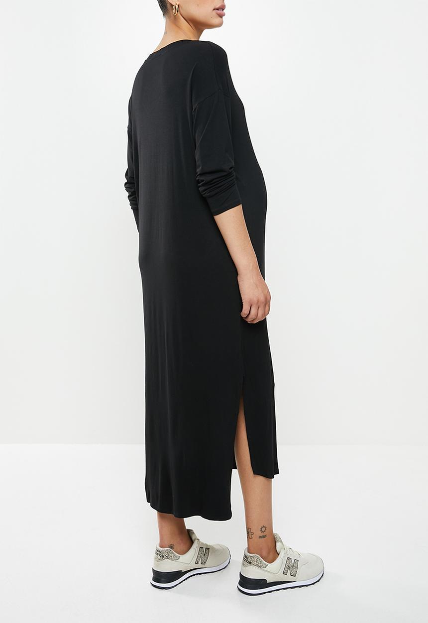 Superbalist - Easy fit v-neck long sleeve tee dress - black