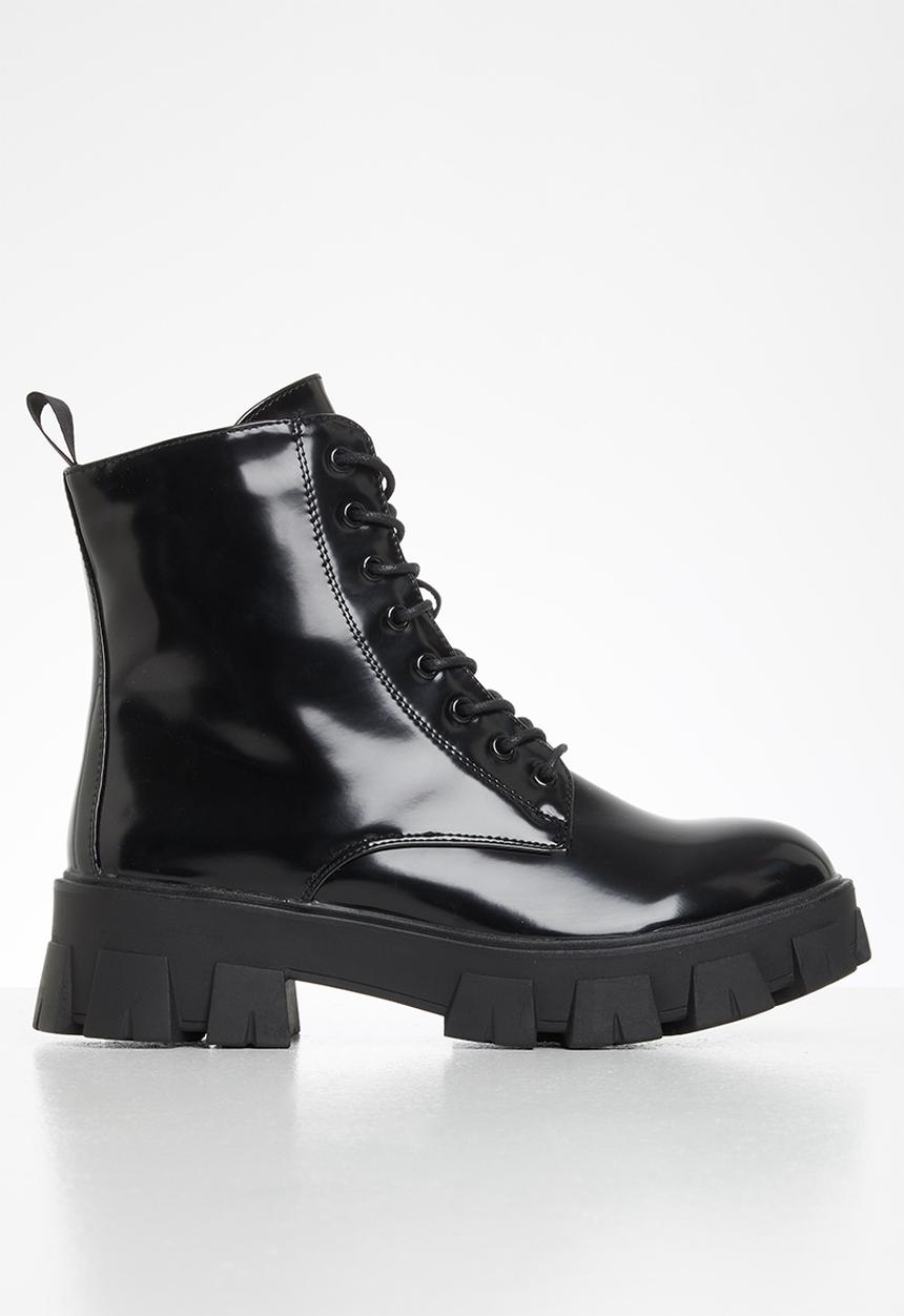 Missguided - Lego sole lace up chunky boot - black