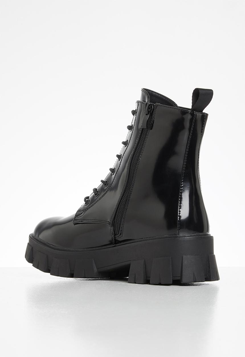 Missguided - Lego sole lace up chunky boot - black