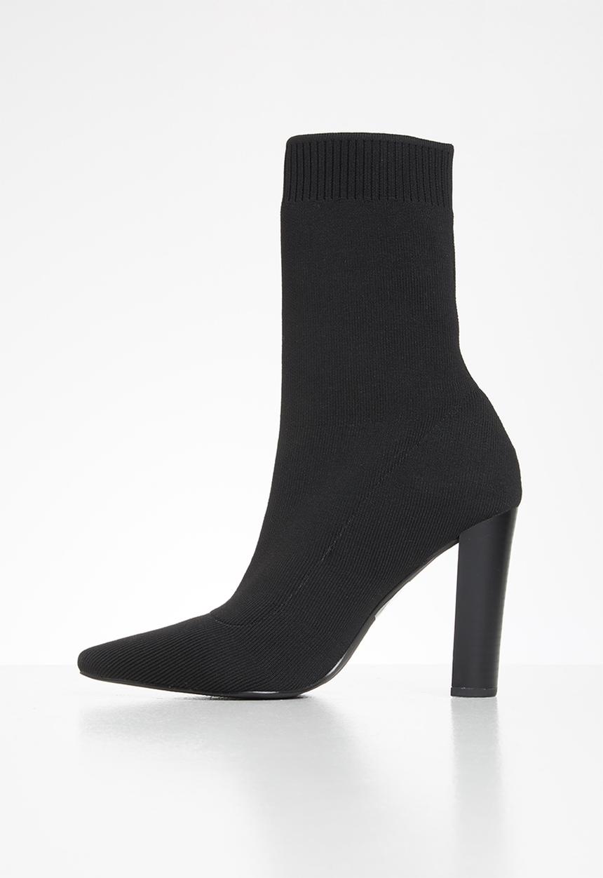 Missguided - Stacked heel knitted pointed toe ankle boot - black
