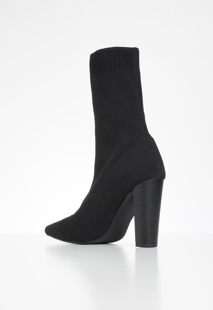 Missguided - Stacked heel knitted pointed toe ankle boot - black