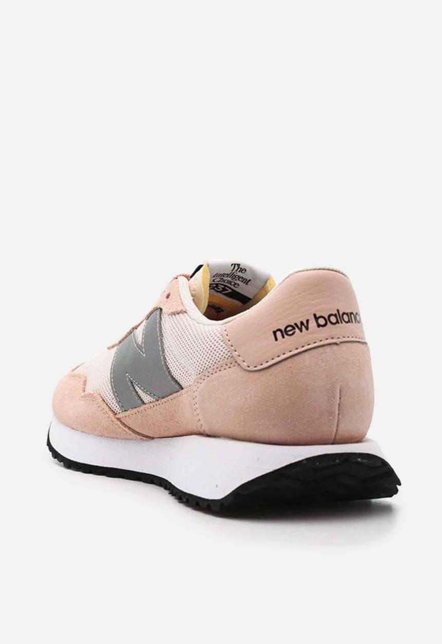 New Balance  - 237 - rose water