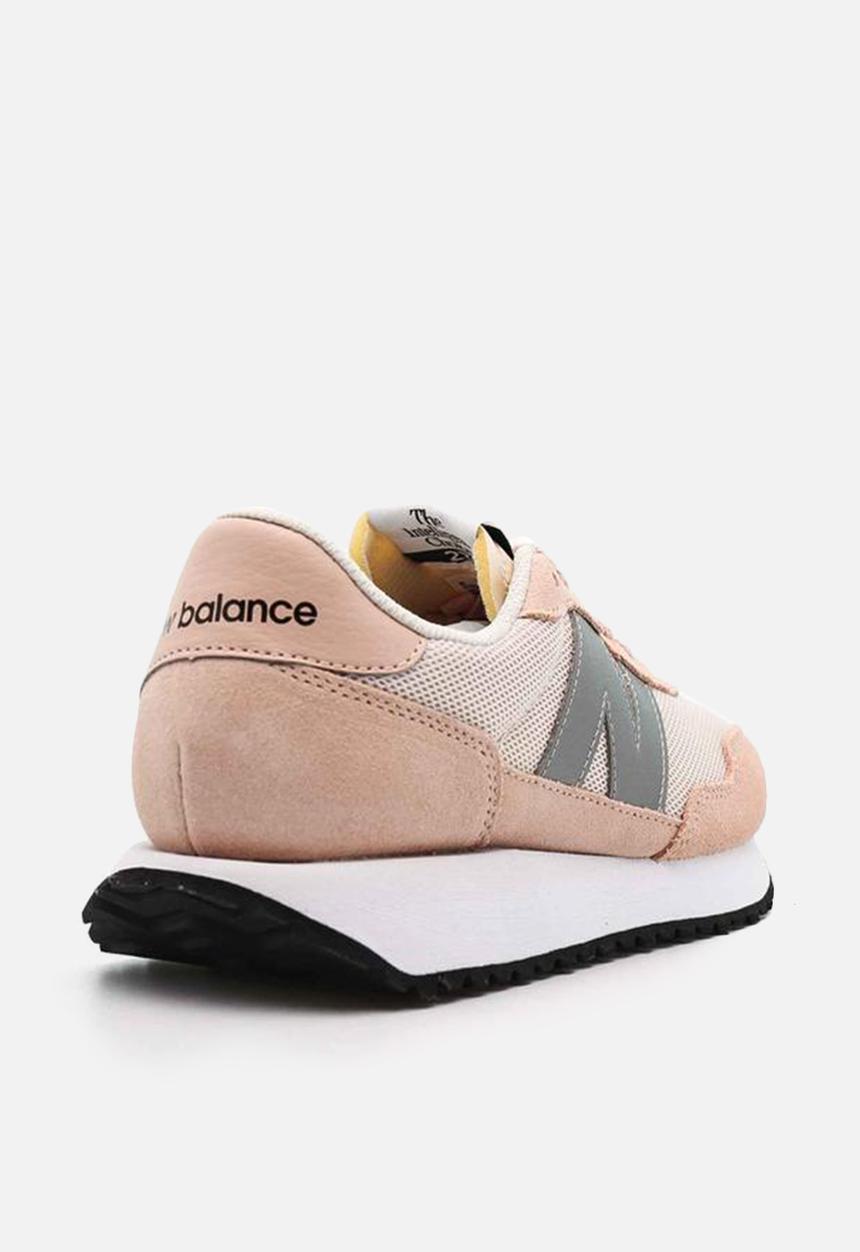 New Balance  - 237 - rose water