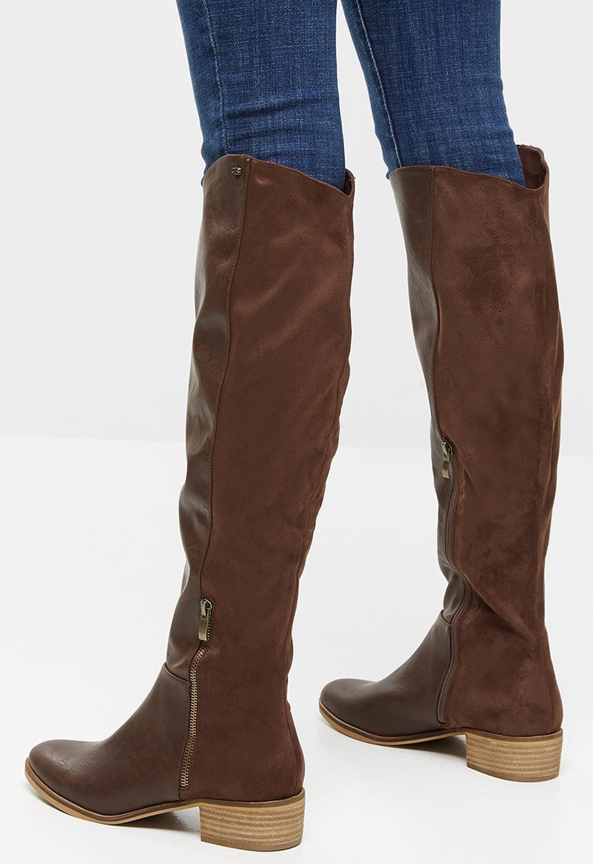Miss Black - Keys over the knee boot - choc