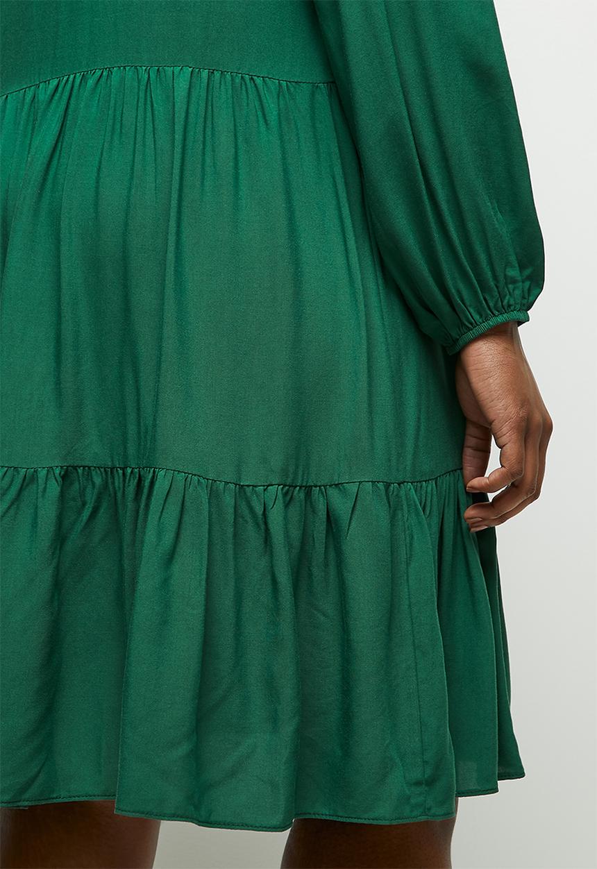 MILLA - Peached woven piecrust tiered mini dress - green