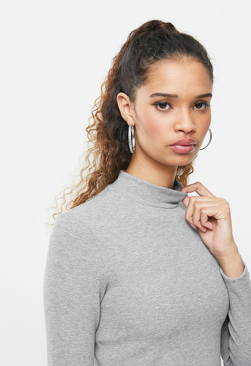 Blake - Rib turtleneck fitted crop top - grey