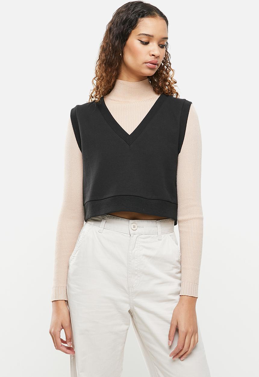 Blake - Sleeveless cropped vest - black