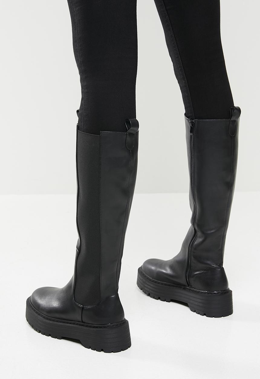 Public Desire - Andi knee high chunky sole boot - black