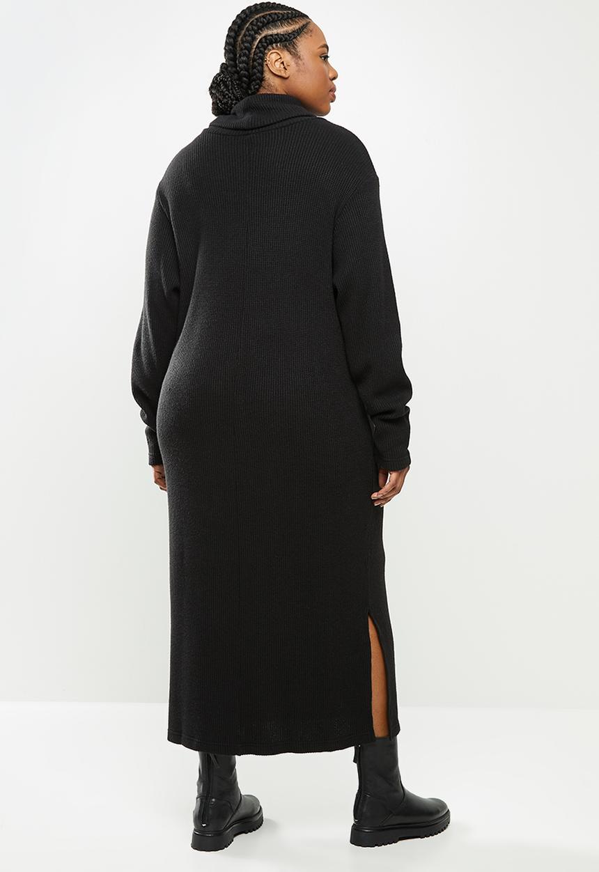 Me&B - Plus cowl maxi dress with side slits - black