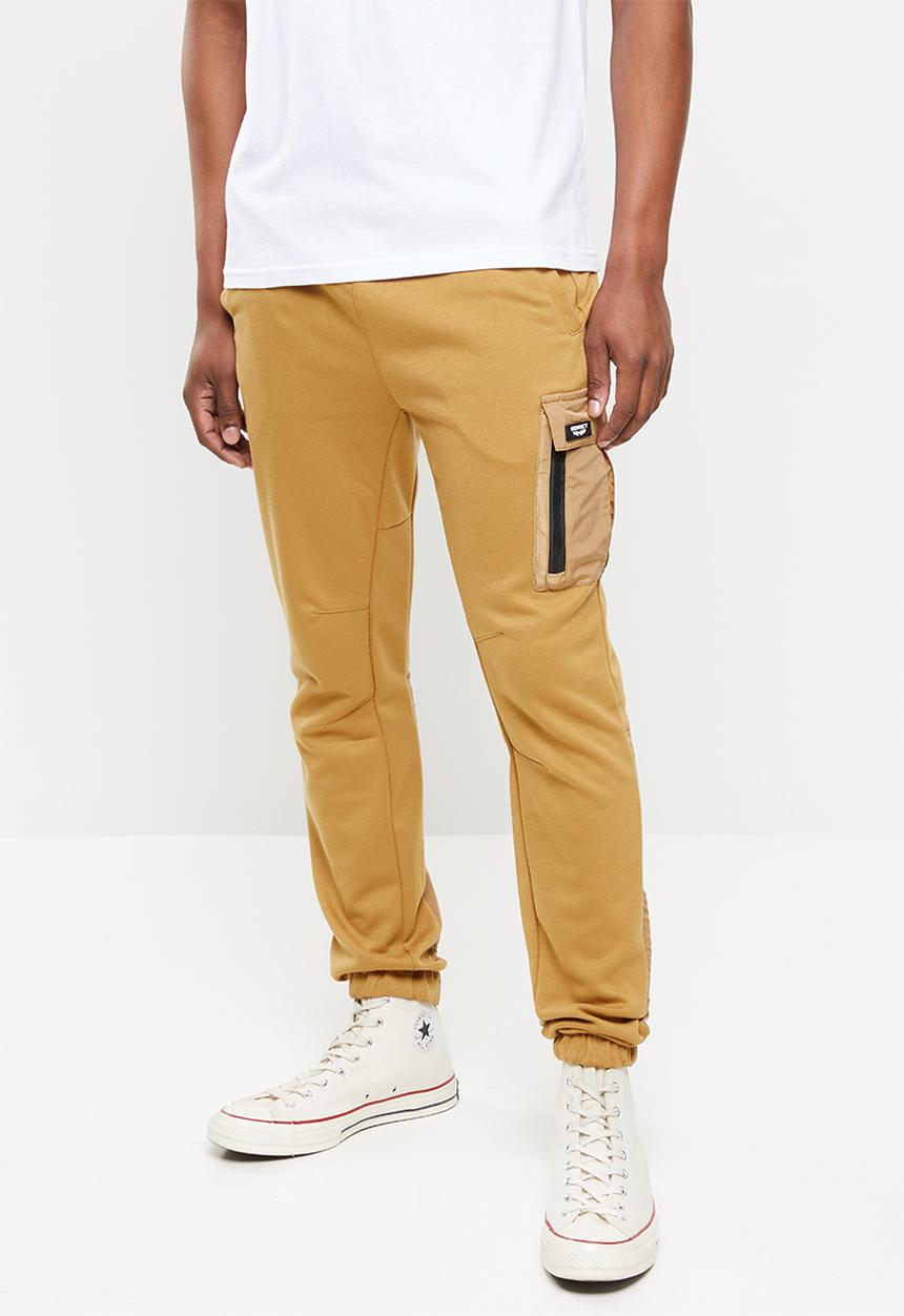 SOVIET - Harden track pants - mustard