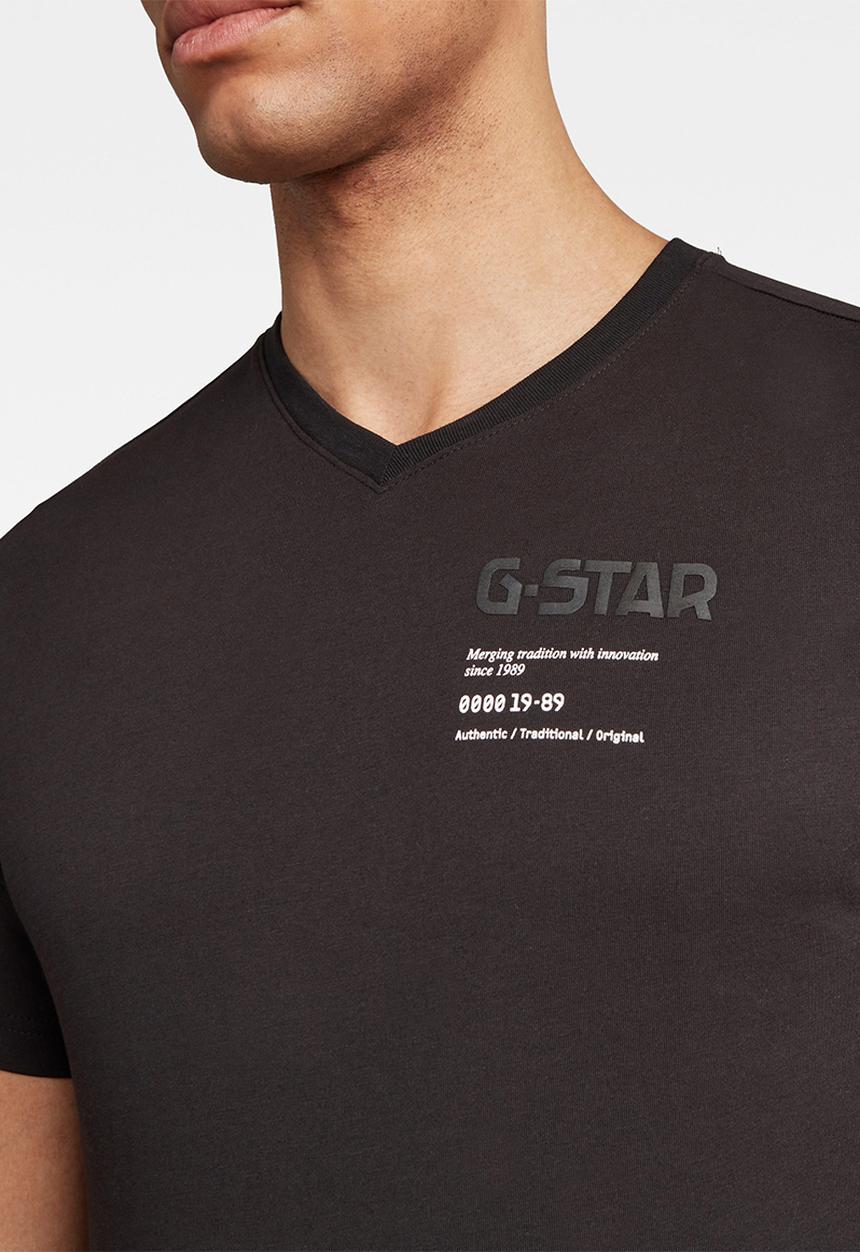G-STAR - G-star chest graphic v-neck short sleeve tee - black