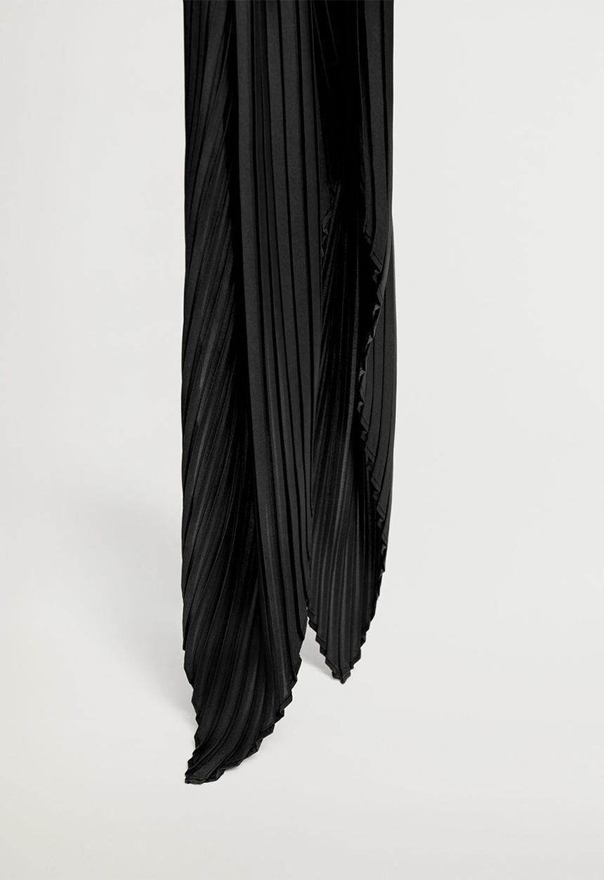 MANGO - Plain neck scarf -  black