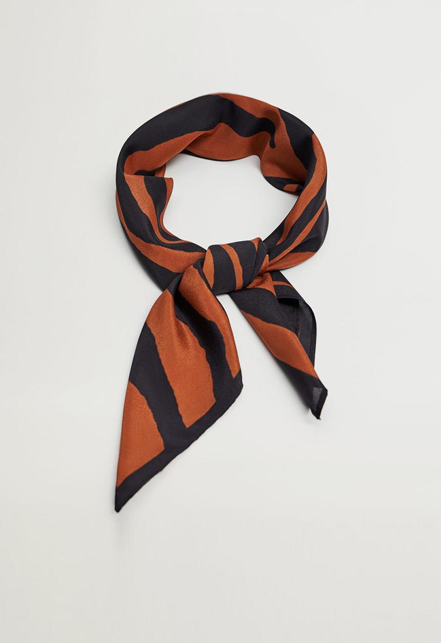 MANGO - Tiger neck scarf / black