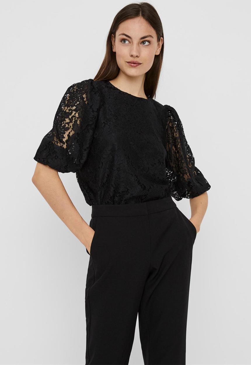 Vero Moda - Bonna 3/4 lace top - black