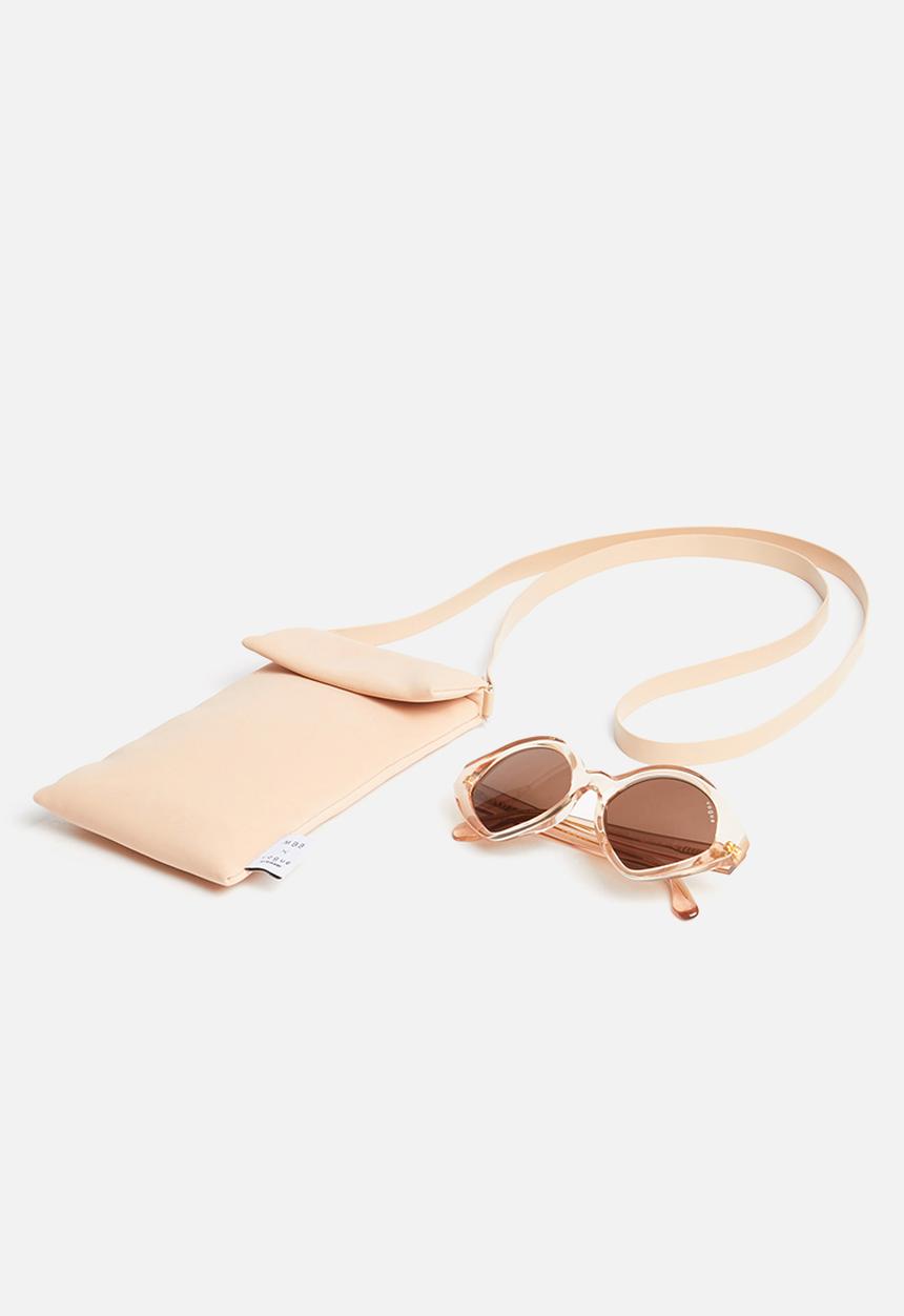 Vogue Eyewear - Vogue x mbb irregular sunglasses - transparent peach