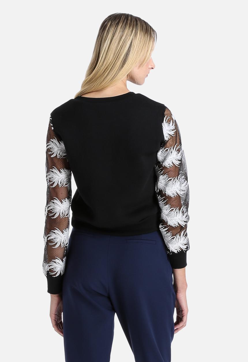 Lavish Alice - Feather Embroidered Sweater