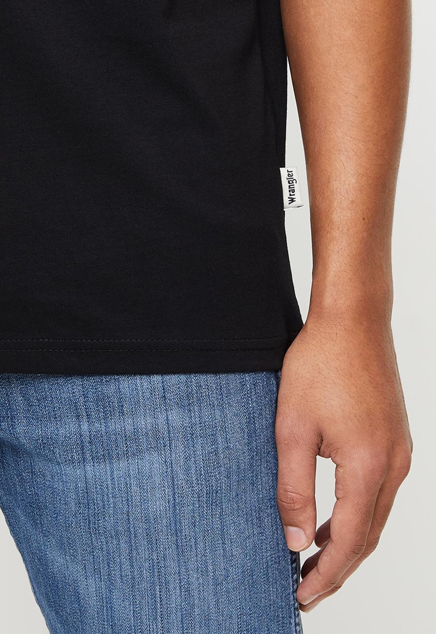 Wrangler - Mountain scope tee - black