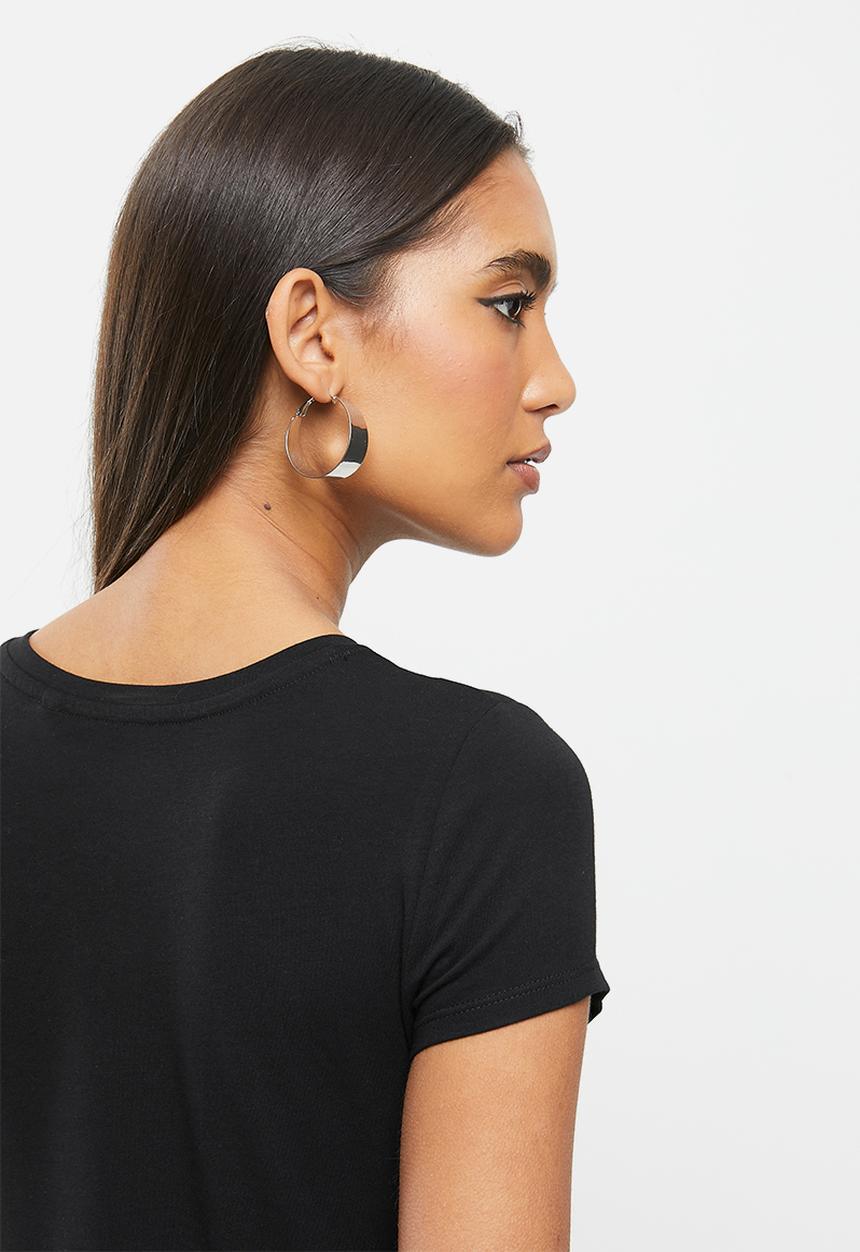 GUESS - Short sleeve core triangle tee - black